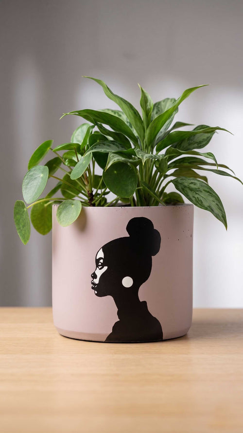 African Silhouette (L)