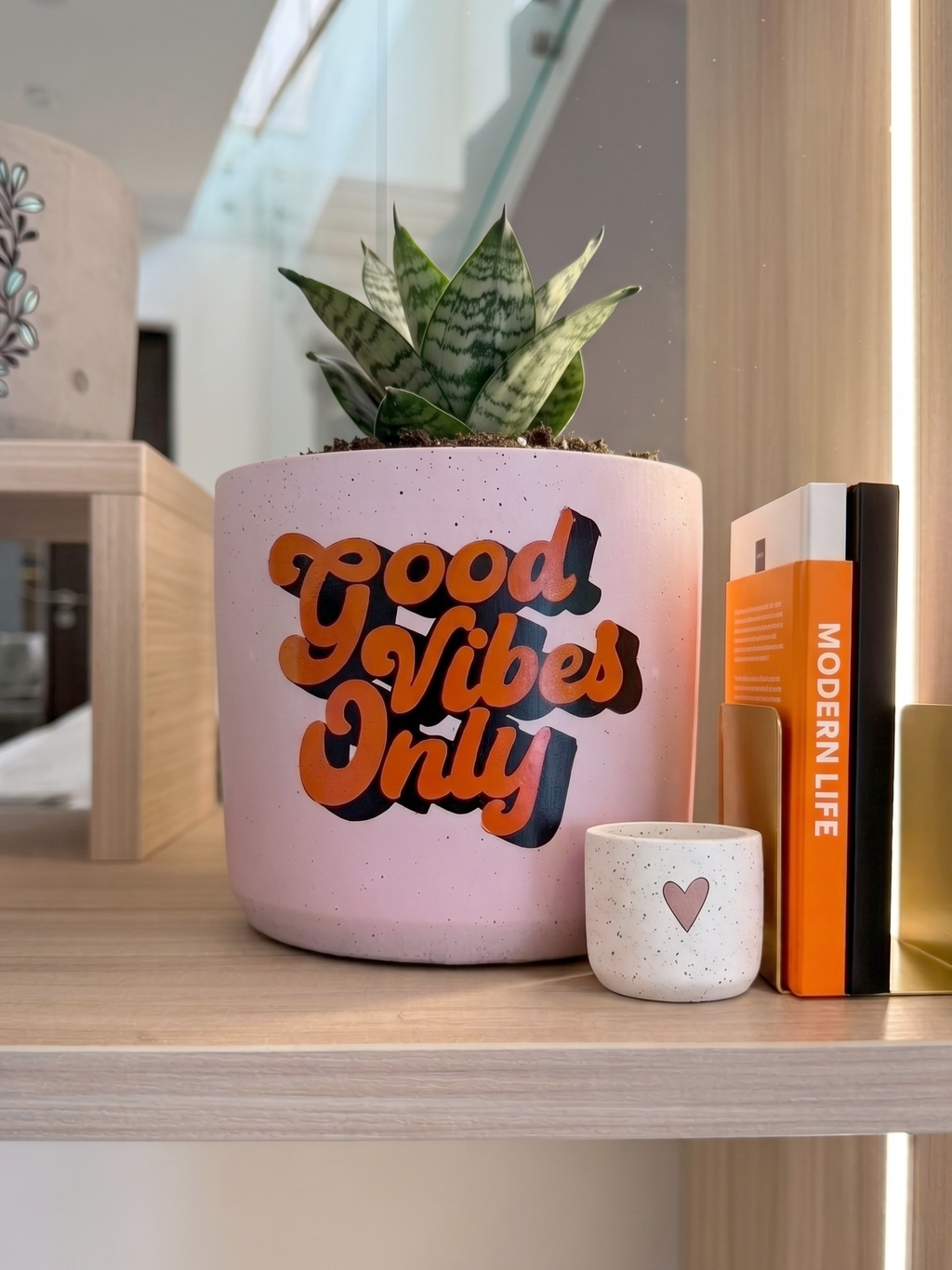 Good Vibes Only (M)