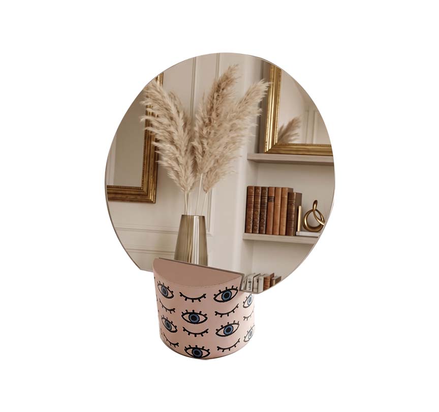 Minimalist Modern Mirror Stand